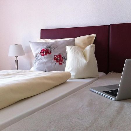 Am Flugplatz Hotell Hockenheim Rom bilde
